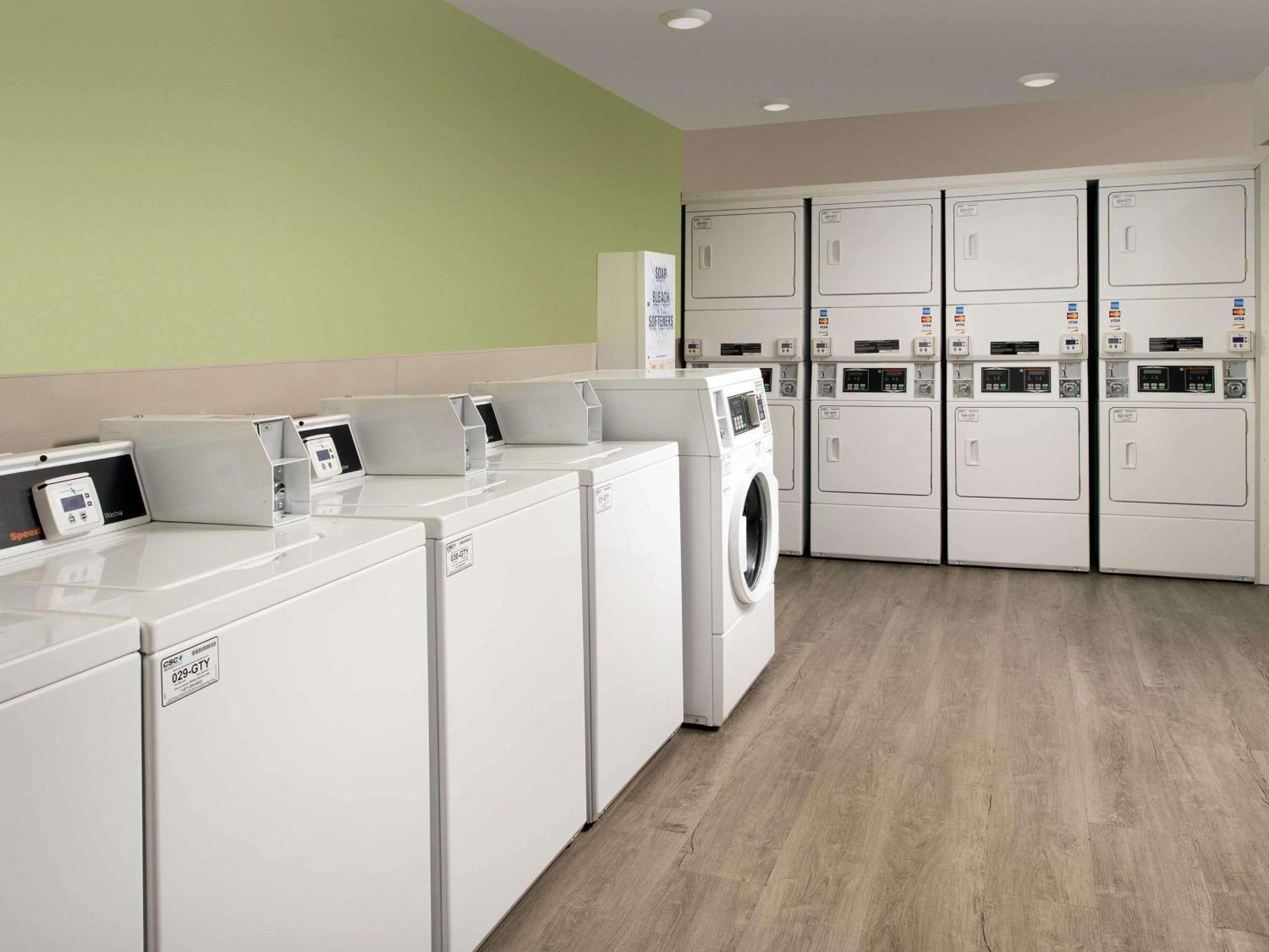 Extended Stay America Suites - Minneapolis - ミネソタ州 エクステリア 写真